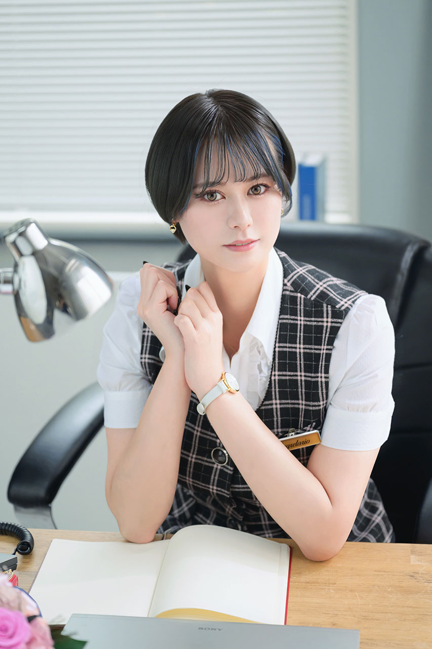 奏れみのプロフィール一般写真